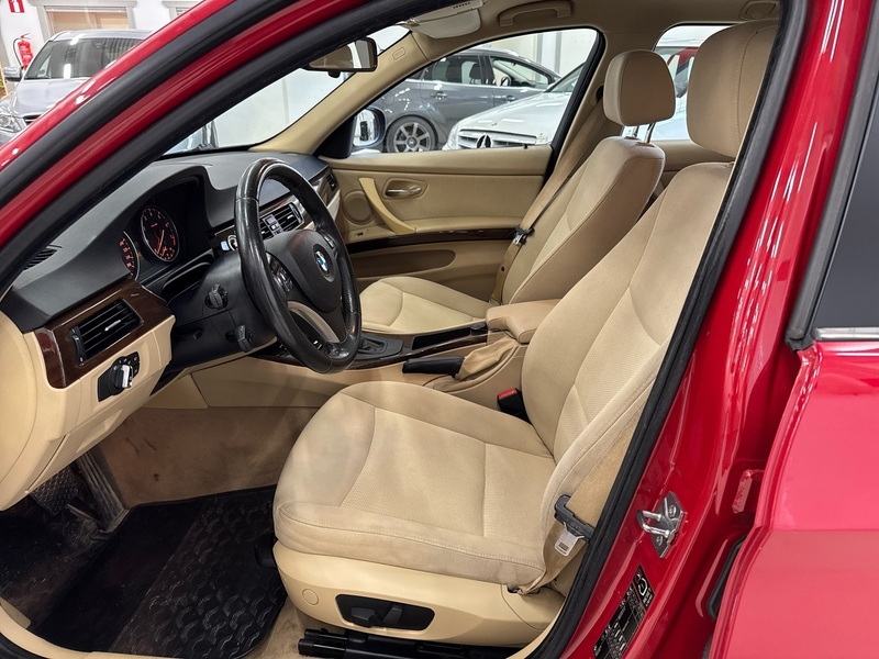BMW 320 vaihtoauto