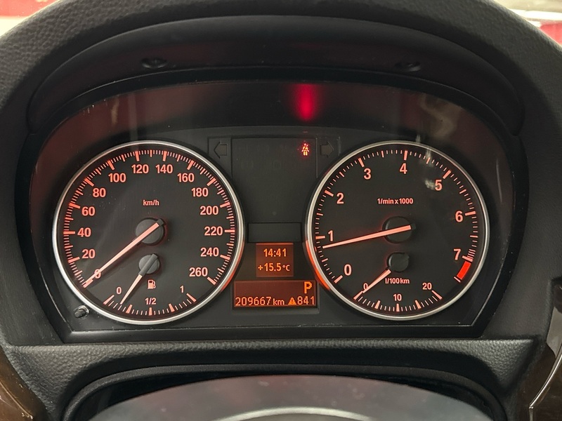 BMW 320 vaihtoauto