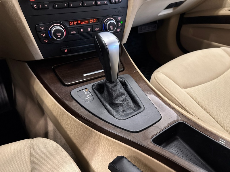 BMW 320 vaihtoauto