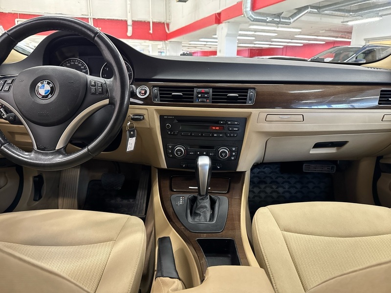 BMW 320 vaihtoauto