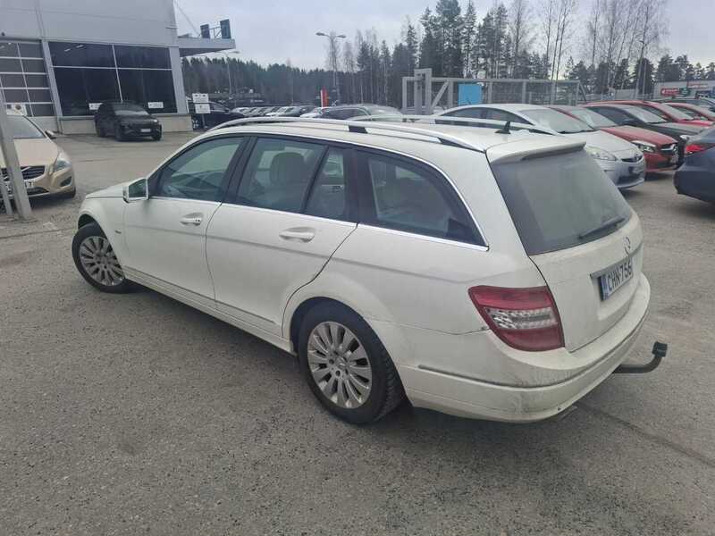 Mercedes-Benz C vaihtoauto