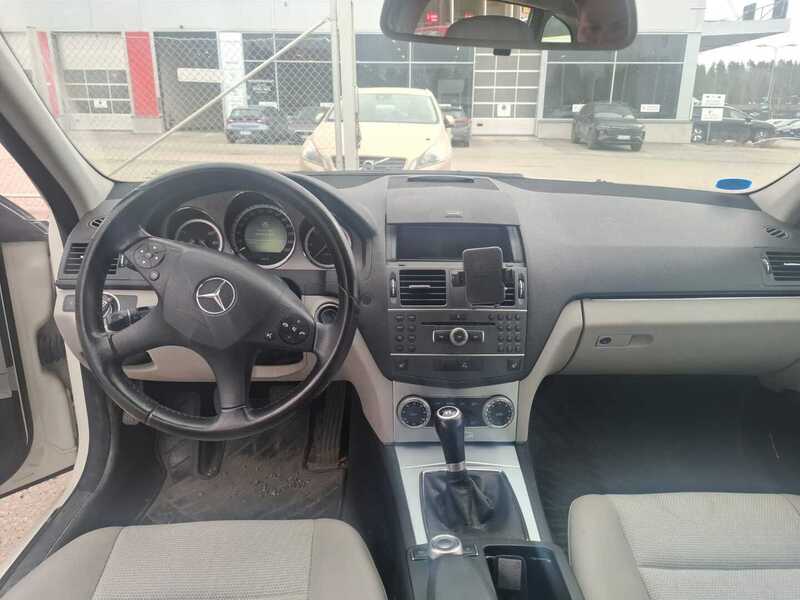 Mercedes-Benz C vaihtoauto