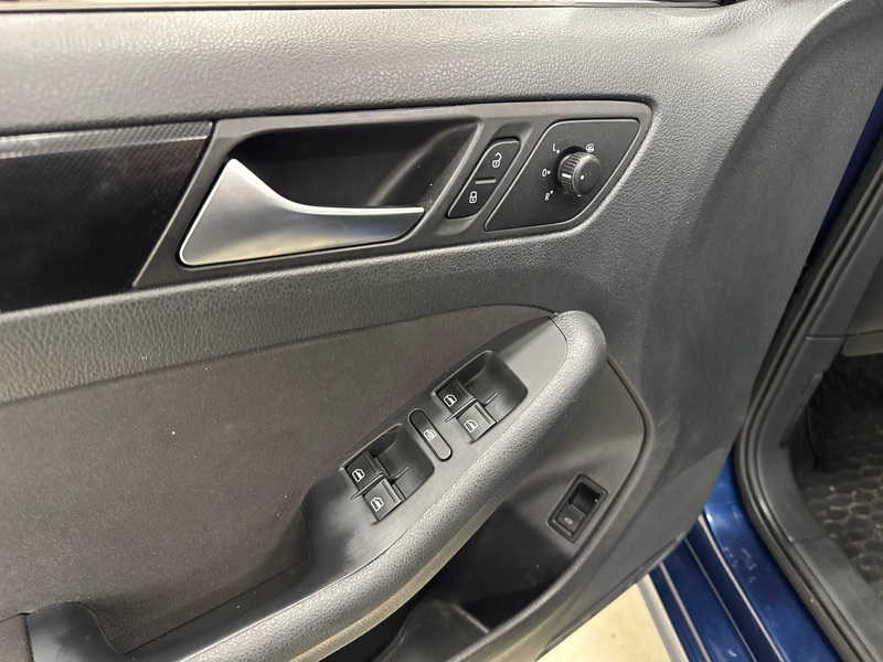 Volkswagen Jetta vaihtoauto