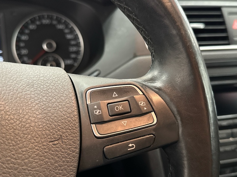 Volkswagen Jetta vaihtoauto