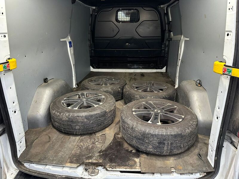 Ford Transit Custom vaihtoauto