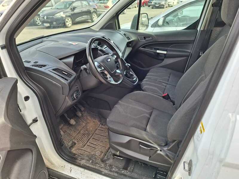 Ford Transit Connect vaihtoauto