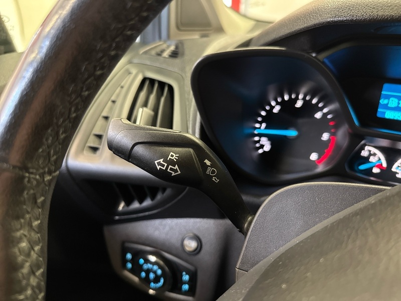 Ford Transit Connect vaihtoauto