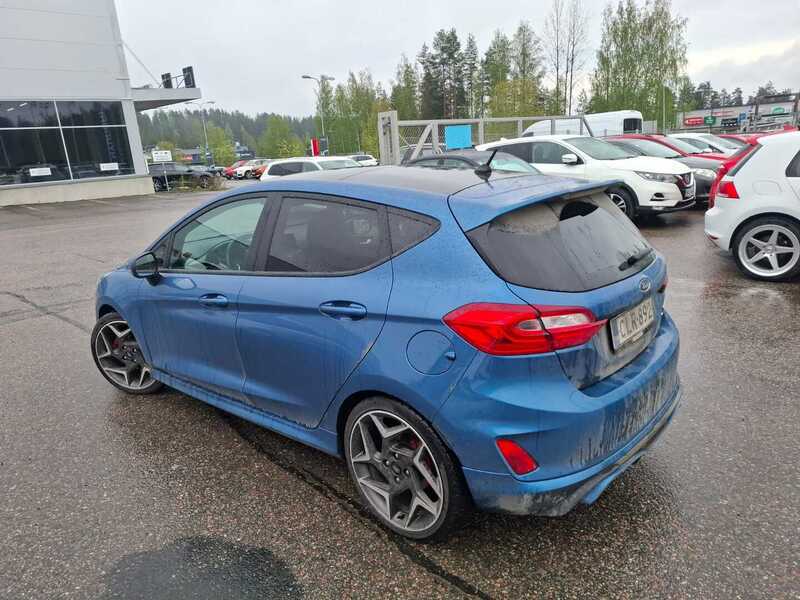 Ford Fiesta vaihtoauto