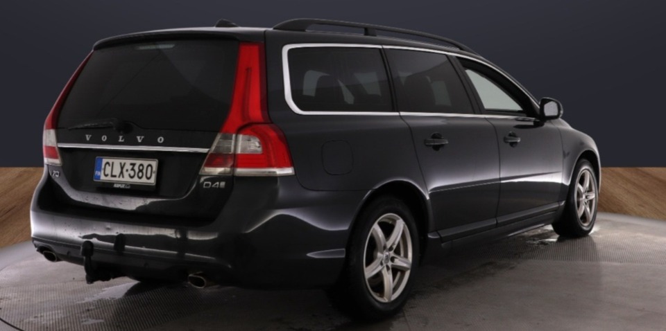 Volvo V70 vaihtoauto
