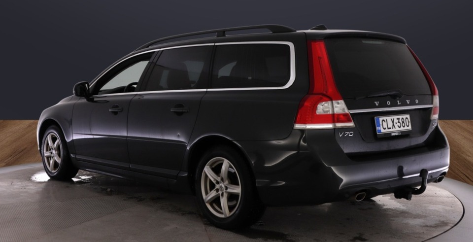 Volvo V70 vaihtoauto