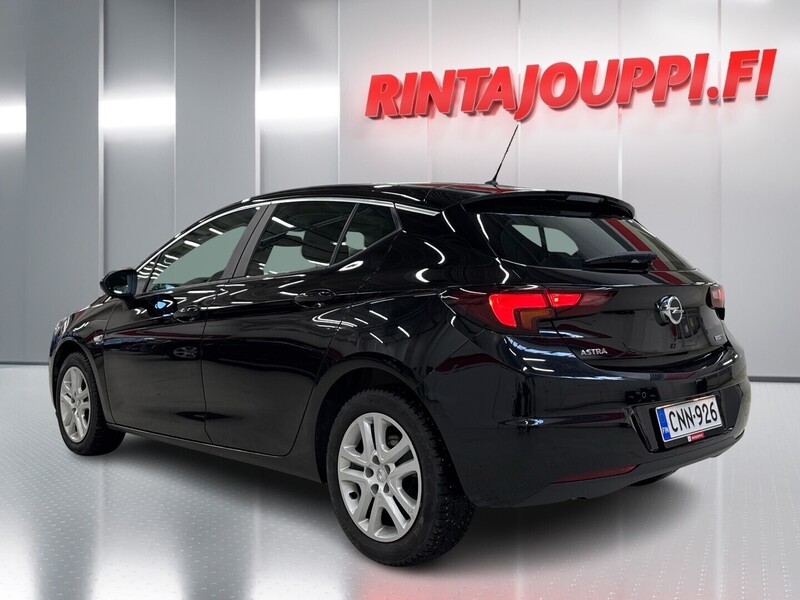 Opel Astra vaihtoauto