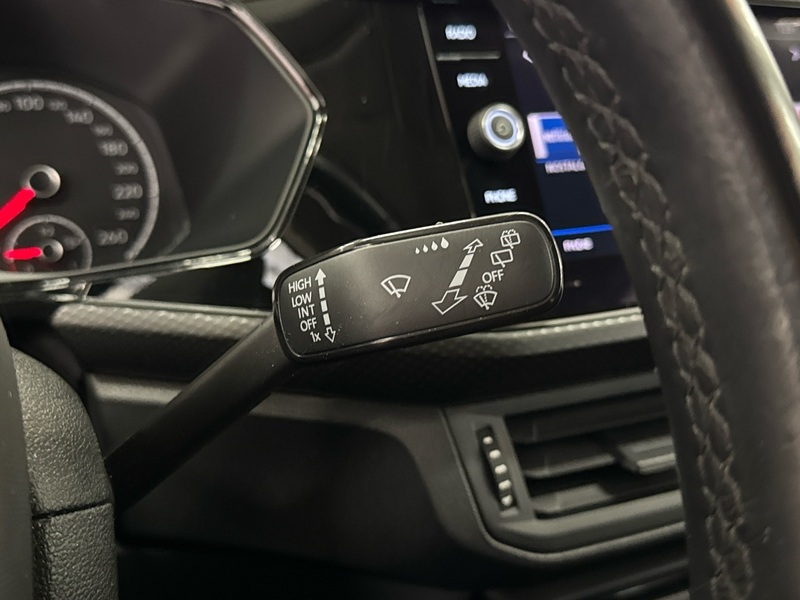 Volkswagen T-Cross vaihtoauto