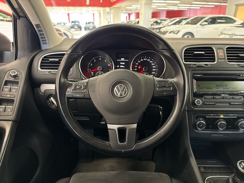 Volkswagen Golf vaihtoauto