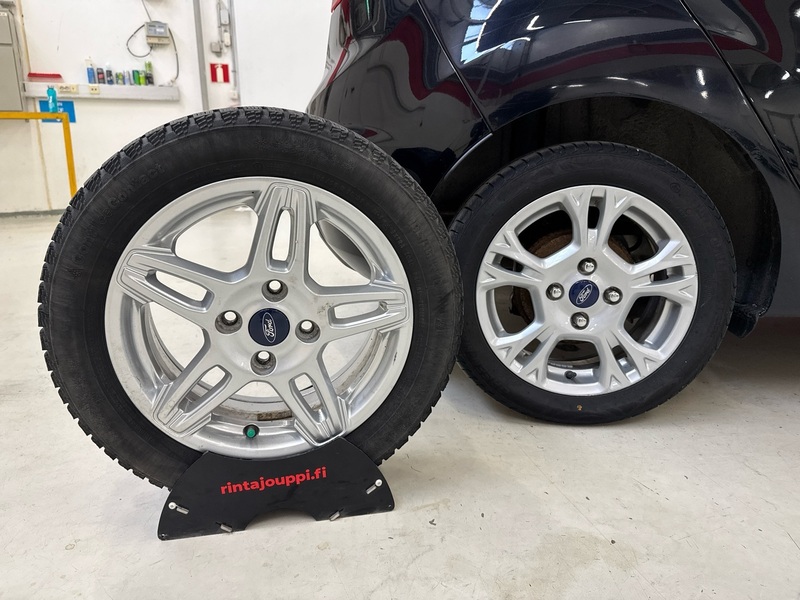 Ford Fiesta vaihtoauto