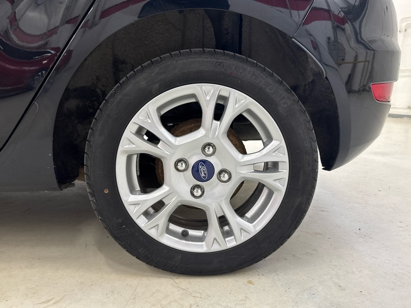 Ford Fiesta vaihtoauto