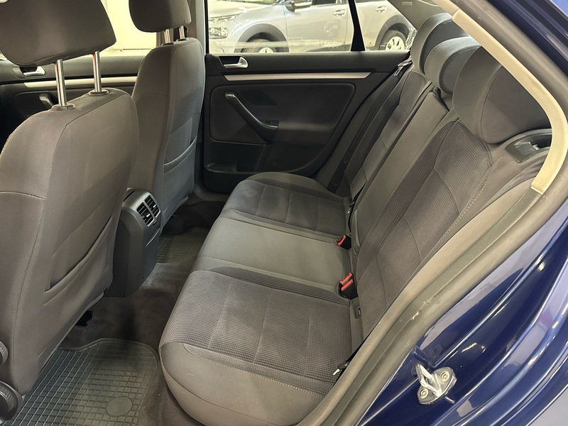 Volkswagen Jetta vaihtoauto