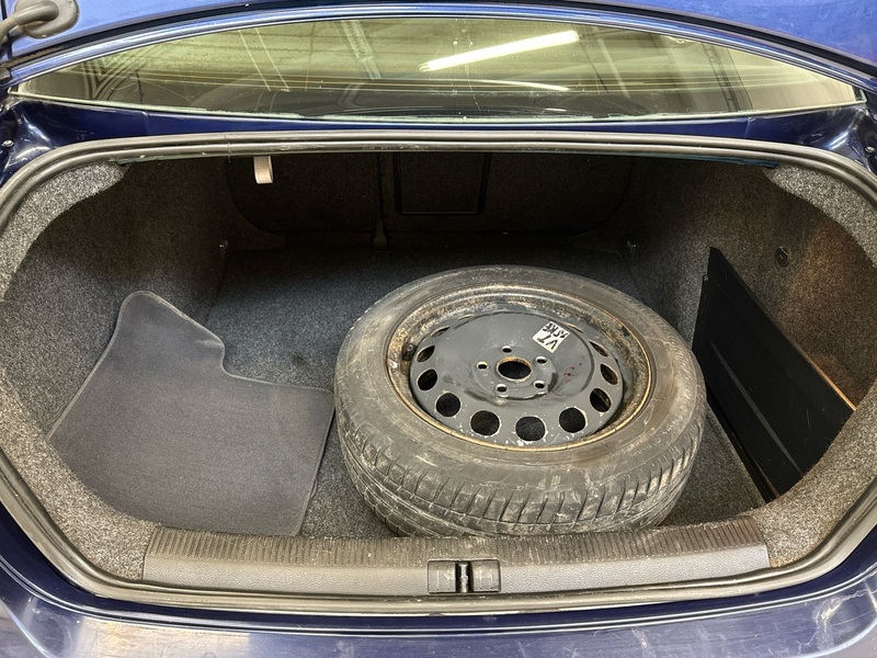 Volkswagen Jetta vaihtoauto