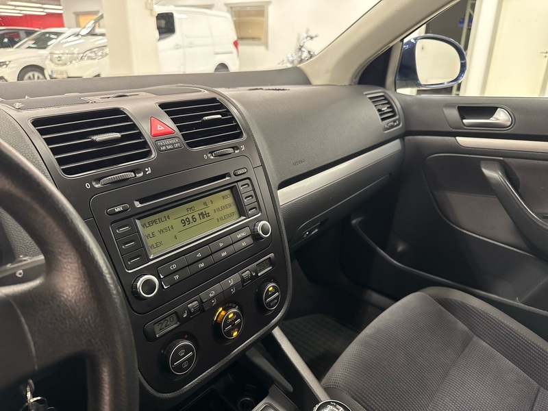 Volkswagen Jetta vaihtoauto