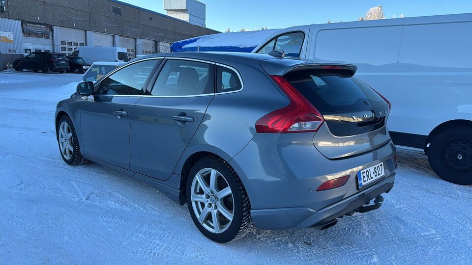 Volvo V40 vaihtoauto