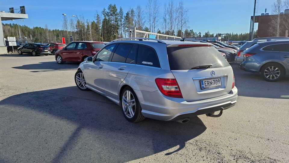 Mercedes-Benz C vaihtoauto