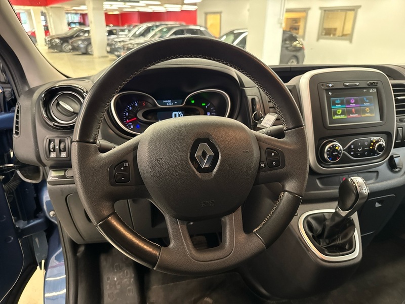 Renault Trafic vaihtoauto