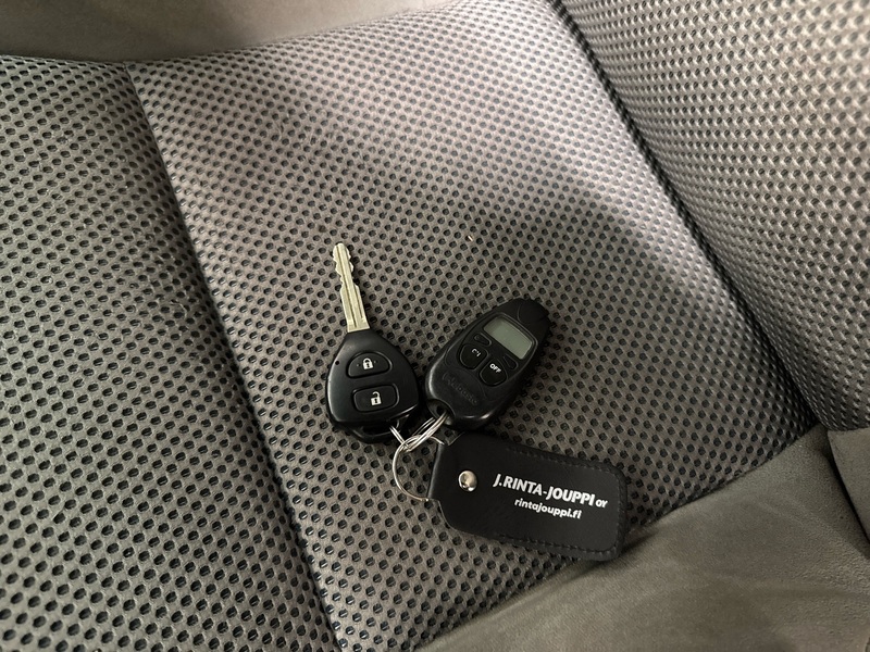 Toyota Hilux vaihtoauto