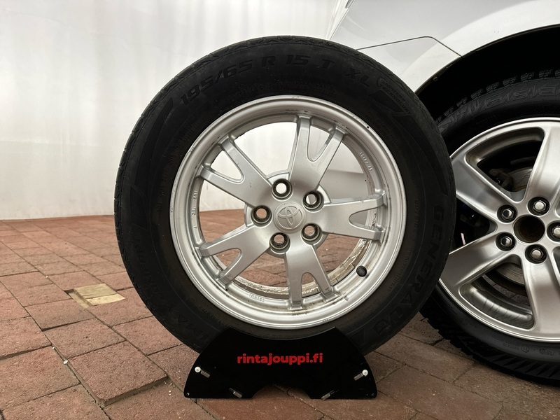 Toyota Prius vaihtoauto