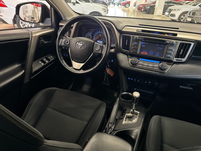 Toyota RAV4 vaihtoauto