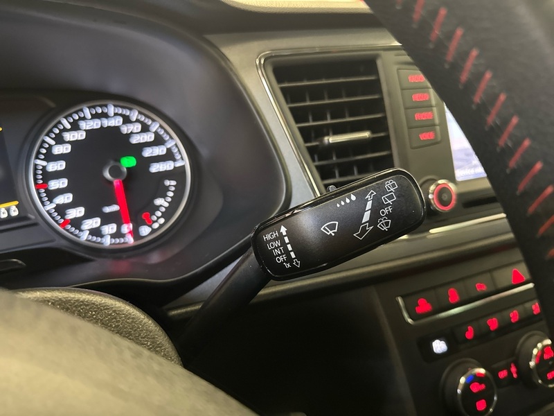 SEAT Leon SC vaihtoauto