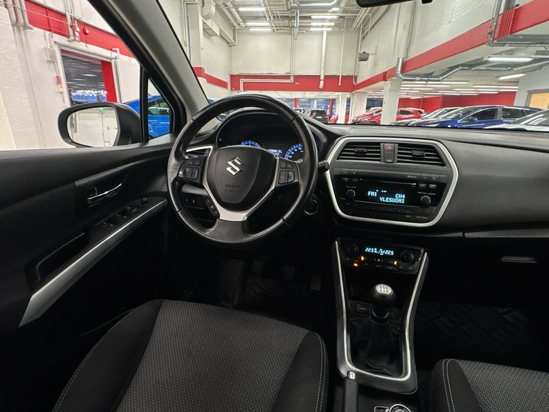 Suzuki SX4 S-CROSS vaihtoauto