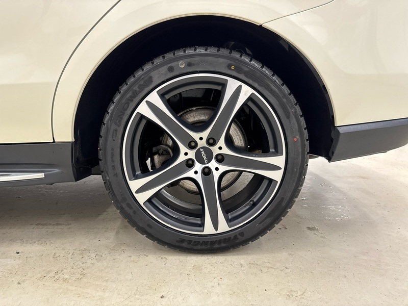 Mercedes-Benz ML vaihtoauto