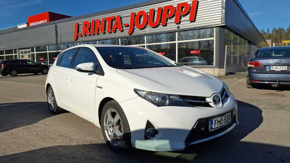 Toyota Auris vaihtoauto