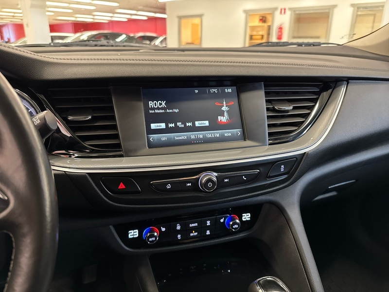 Opel Insignia vaihtoauto