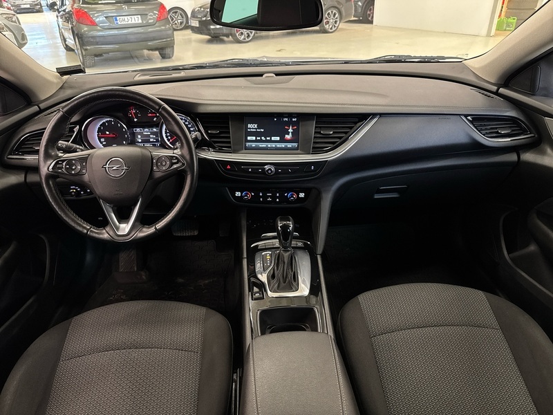 Opel Insignia vaihtoauto