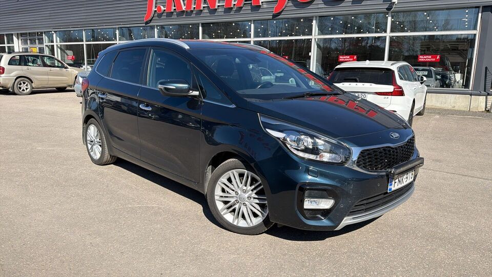 Kia Carens vaihtoauto