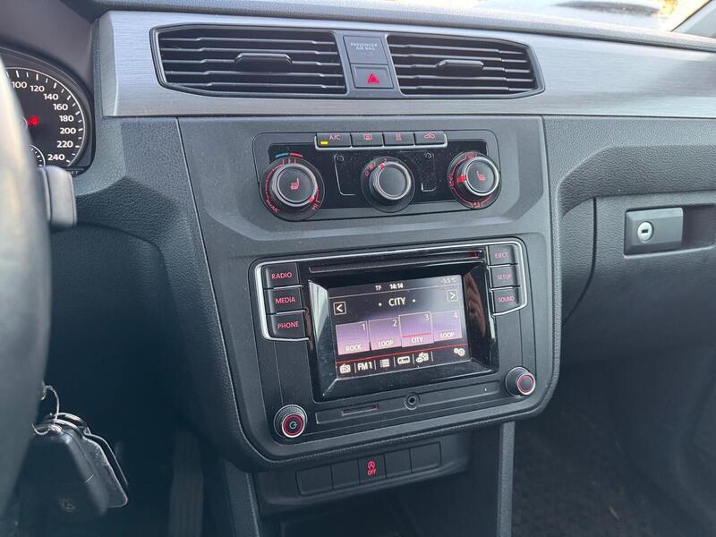 Volkswagen Caddy Maxi vaihtoauto