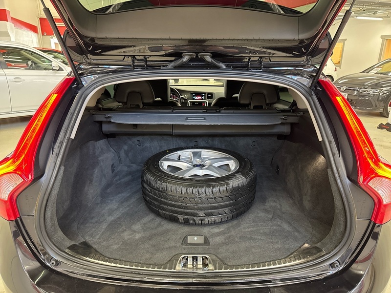 Volvo V60 vaihtoauto