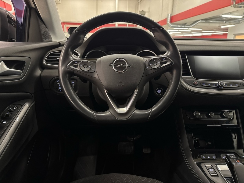 Opel Grandland X vaihtoauto