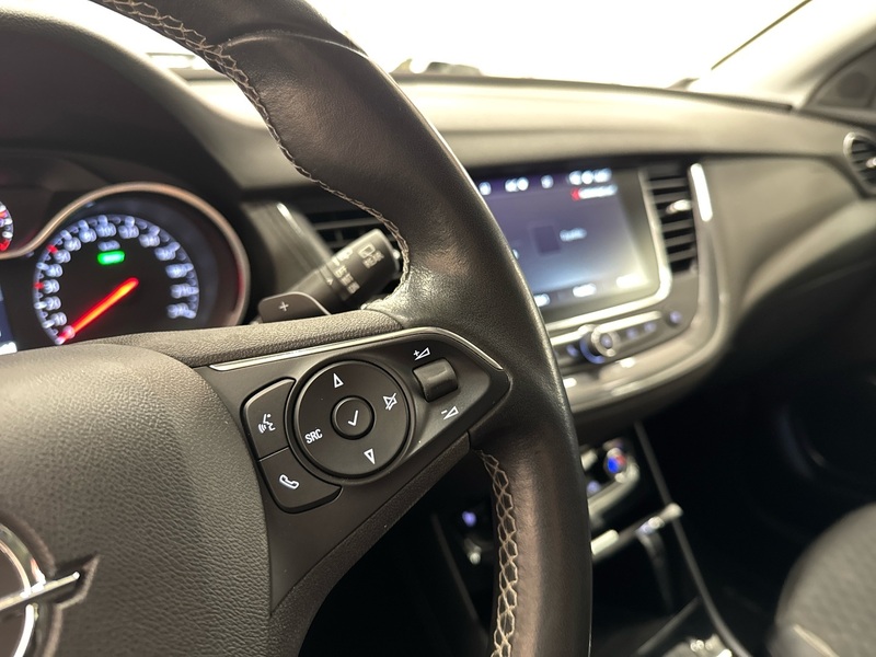 Opel Grandland X vaihtoauto