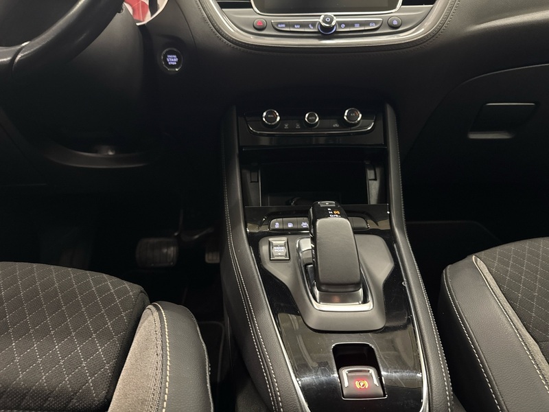 Opel Grandland X vaihtoauto