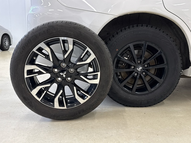 Mitsubishi Outlander PHEV vaihtoauto