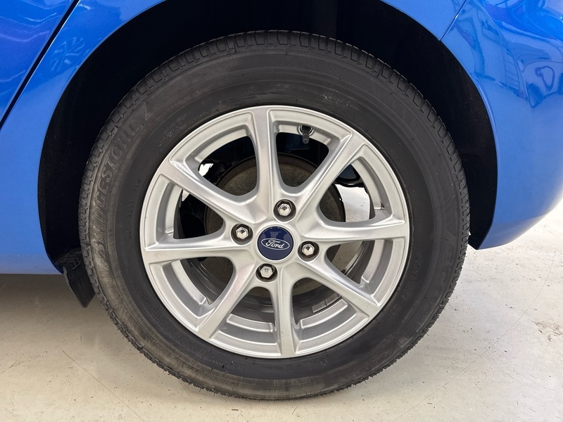 Ford Fiesta vaihtoauto