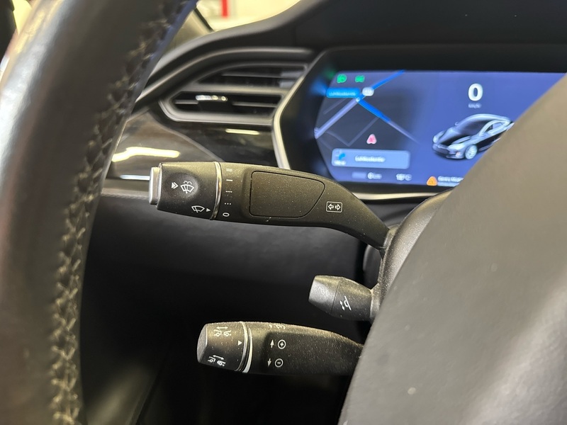 Tesla Model S vaihtoauto