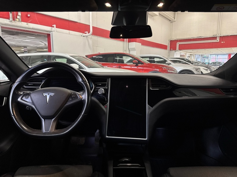 Tesla Model S vaihtoauto