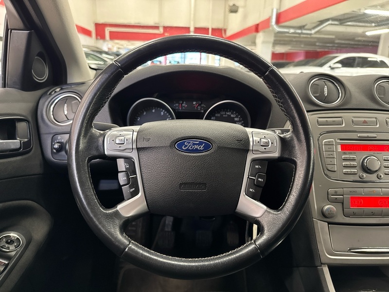 Ford Mondeo vaihtoauto