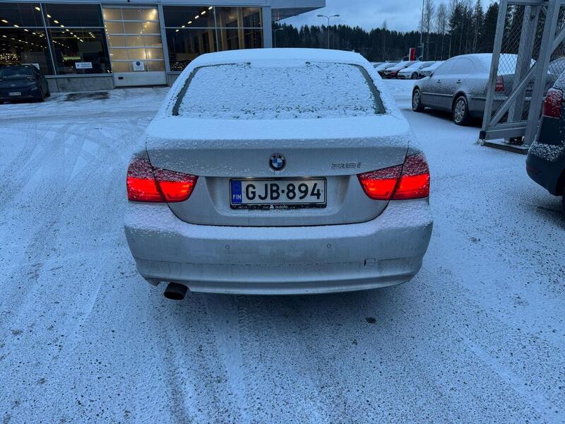 BMW 318 vaihtoauto
