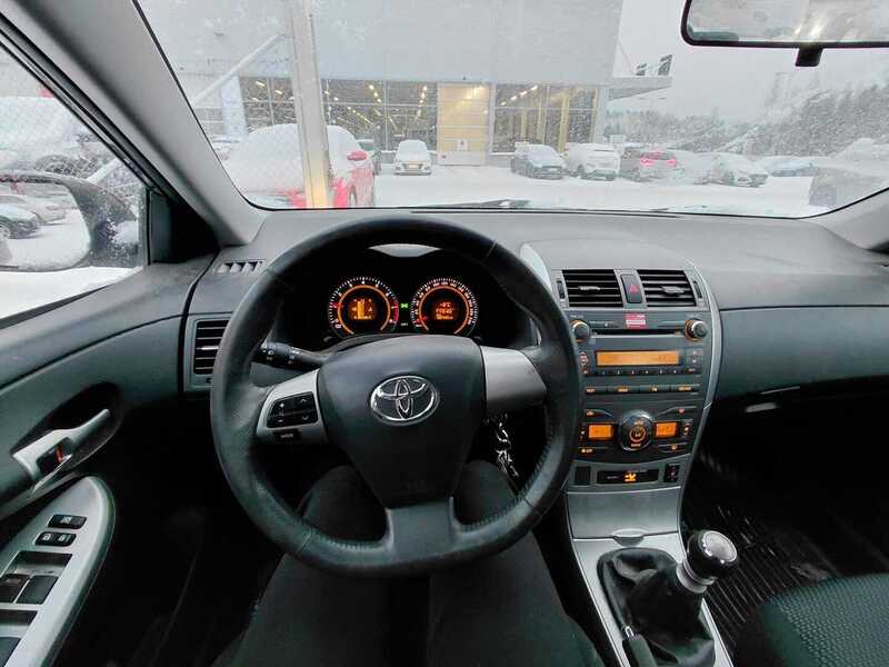 Toyota Corolla vaihtoauto