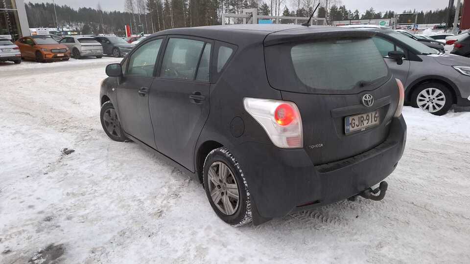 Toyota Verso vaihtoauto