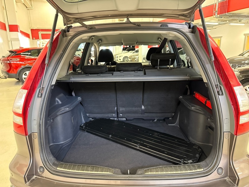 Honda CR-V vaihtoauto