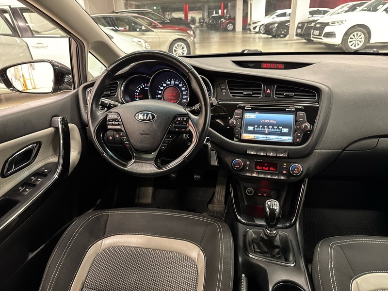 Kia Ceed vaihtoauto